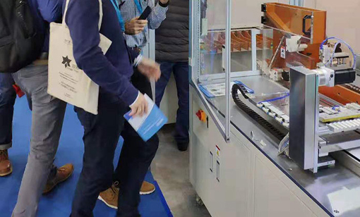 電池點(diǎn)焊機(jī)具有哪些操作規(guī)定？